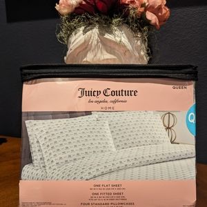 🆕  6pc JC Crown Bed Sheet Set 💗 Juicy Couture